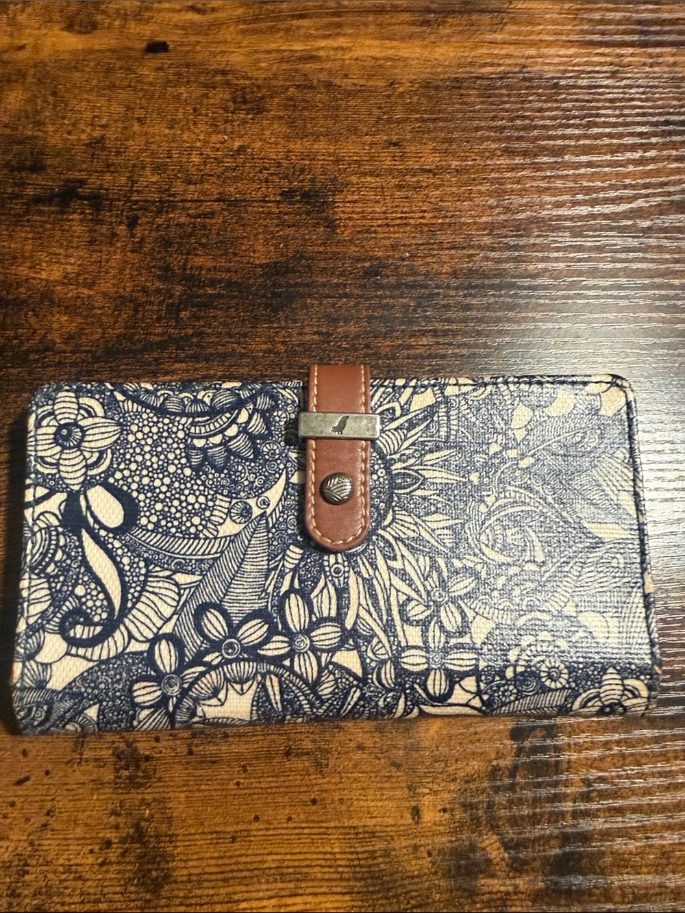 Sakroots Navy and Cream Floral Bird Print Bifold Wallet